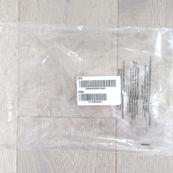 SULU  COLLECTION NWT White Cotton Tunic With Beaded/Embroidered Detailing; Size - Picture 13 of 13